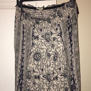 Urban Outfitters Maxi skirt
